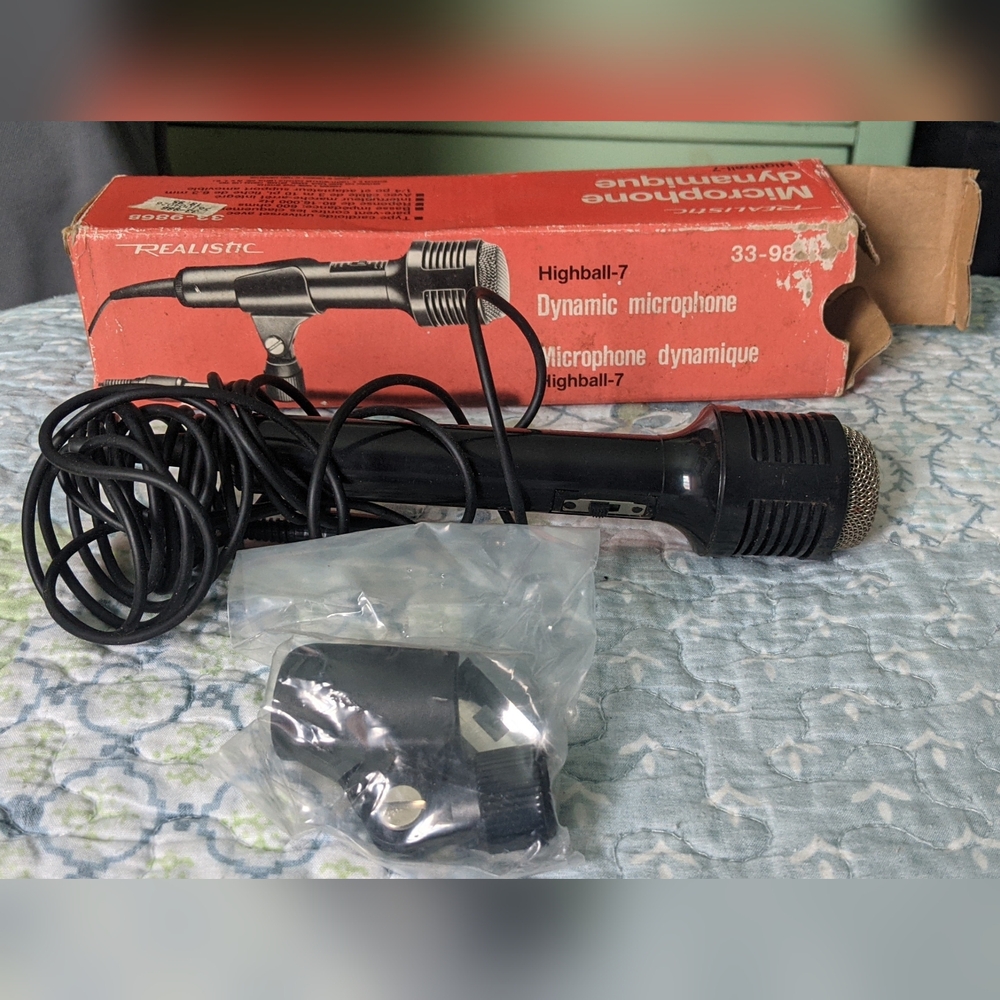 Vintage 🎤 "Realistic" Highball 7 Dynamic Microphone